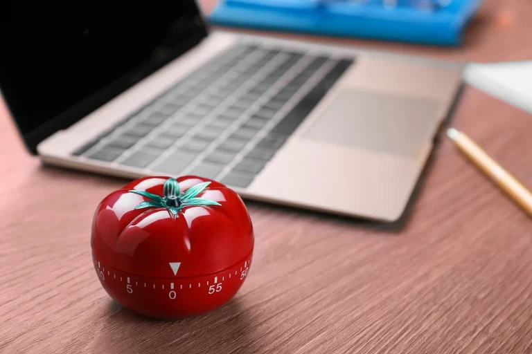 Strategies to Use Timer and Pomodoro Apps to Boost Your Productivity